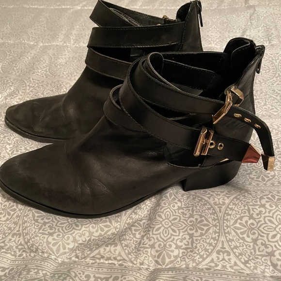 Leather Seychelles Booties - 8.5 - Picture 1 of 4